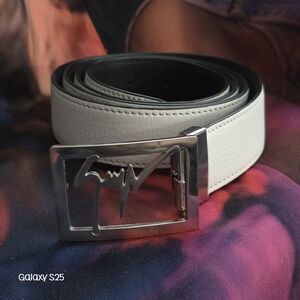 Stylish White Leather Belt with Signature Silver Buckle